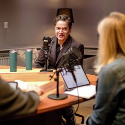 Brant Hansen speaking with Dave and Ann Wilson on FamilyLIfe Today about reclaiming manhood.